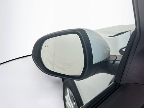 Used 2024 Buick Encore GX Preferred image 16