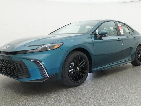 New 2026 Toyota Camry SE image 17