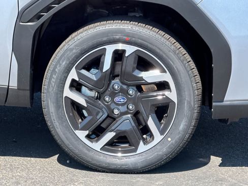 New 2026 Subaru Forester Premium AWD/4WD image 31