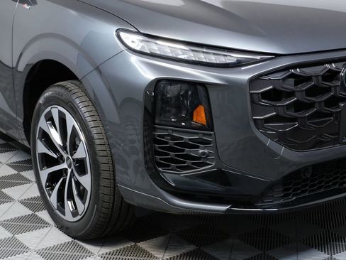 New 2026 Audi Q3 quattro 2.0T image 32