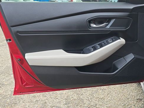 Used 2024 Honda Accord EX image 23