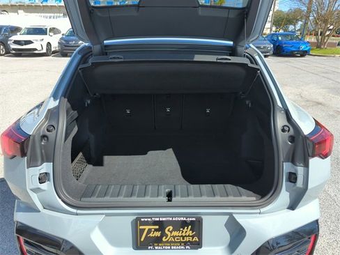 Used 2025 BMW X2 xDrive28i image 30