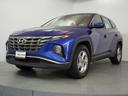 Used 2022 Hyundai Tucson SE image 3