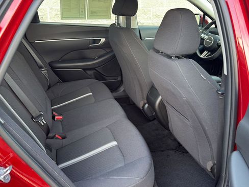Used 2025 Hyundai Sonata SEL FWD image 26