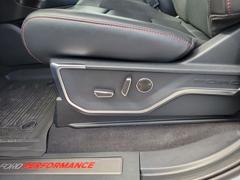 Used 2025 Ford F150 Raptor image 9