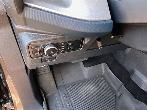 Used 2024 Ford Bronco Outer Banks image 23