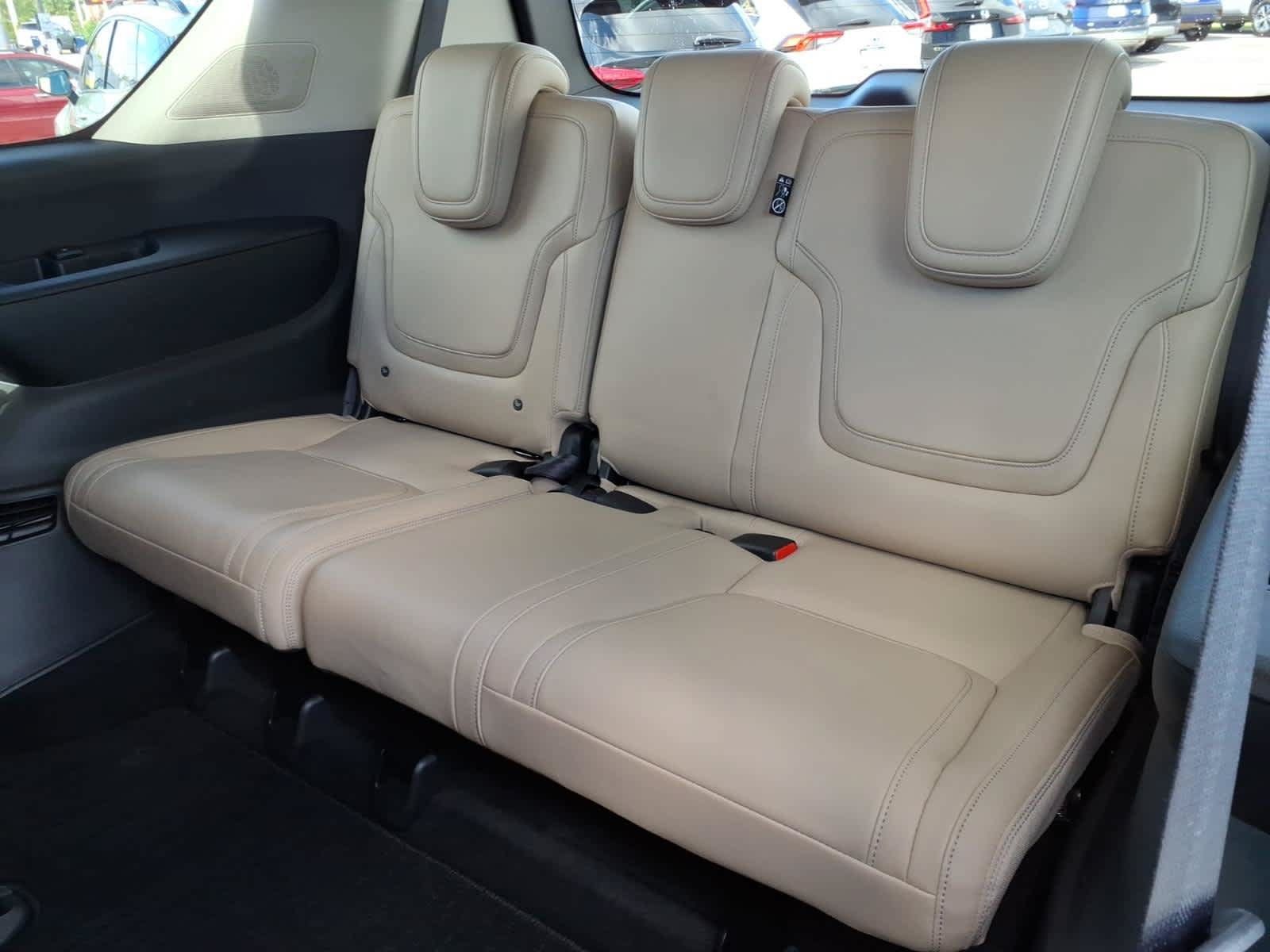 Certified 2026 INFINITI QX80 Pure w/ Cargo Package AWD/4WD image 13