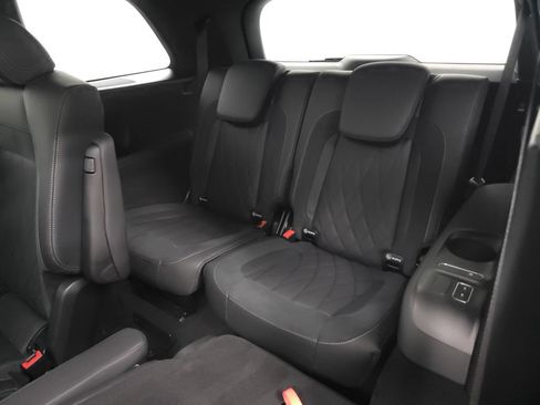 Certified 2026 Mercedes-Benz GLS 63 AMG 4MATIC image 31