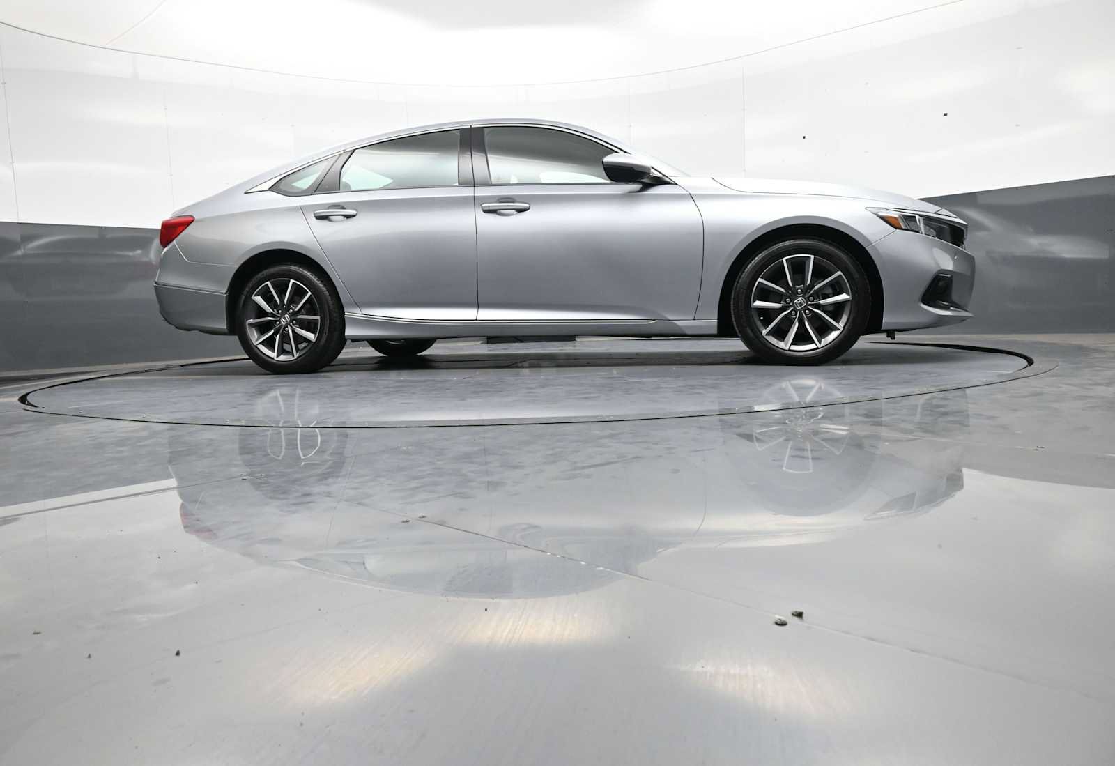 Certified 2022 Honda Accord EX-L image 29