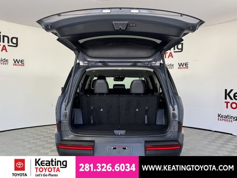 Used 2026 Hyundai Santa Fe SEL AWD/4WD image 17