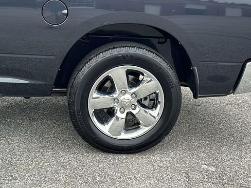 Used 2019 RAM 1500 Big Horn image 9