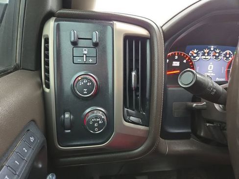 Used 2015 GMC Sierra 2500 Denali image 26