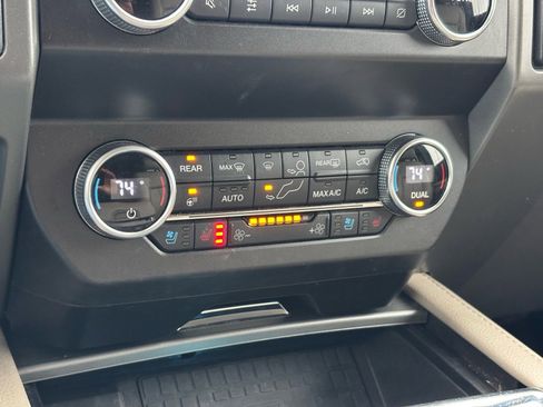 Used 2019 Ford Expedition XLT w/ Equipment Group 202A image 15