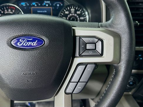 Used 2017 Ford F150 Lariat image 23