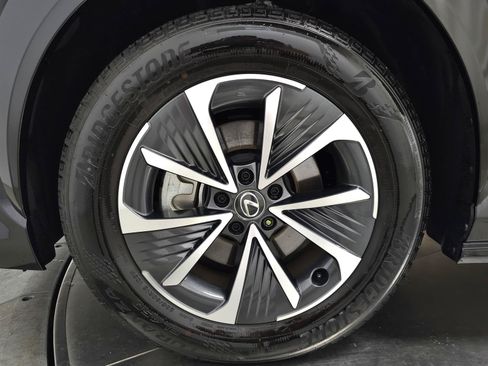 Certified 2025 Lexus RZ 300e w/ Accessory Package (2T) FWD image 11