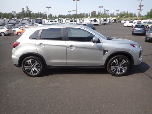 Used 2021 Mitsubishi Outlander Sport ES AWD/4WD image 6