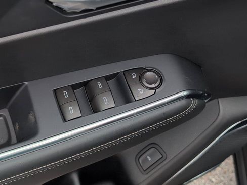 New 2026 GMC Acadia Elevation w/ Elevation Premium Package FWD image 17