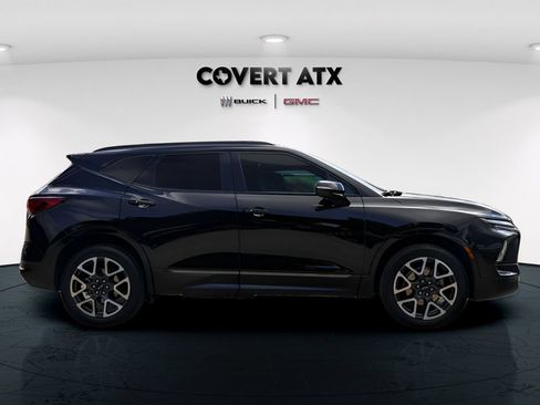 Used 2024 Chevrolet Blazer RS w/ Enhanced Convenience Package FWD image 8