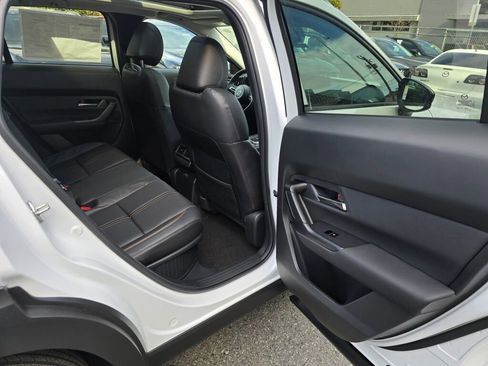 New 2025 MAZDA CX-50 2.5 Hybrid w/ Premium Plus Pkg image 27