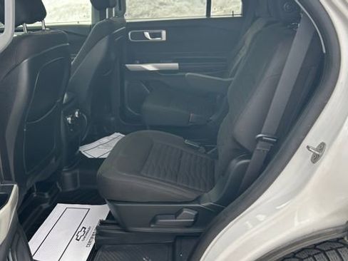 Used 2020 Ford Explorer XLT w/ Comfort Package image 31