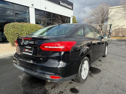 Used 2018 Ford Focus SE image 7