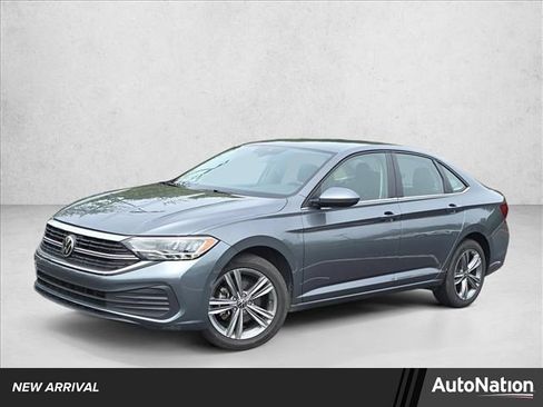 Used 2024 Volkswagen Jetta SE FWD image 1