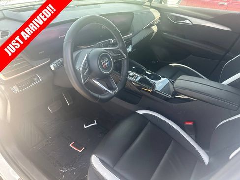 Used 2025 Buick Envision Sport Touring AWD/4WD image 4