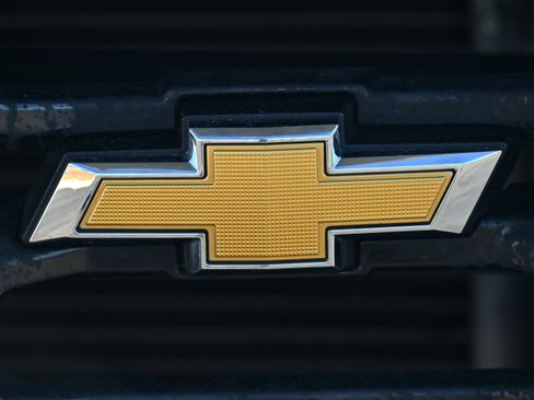 Used 2022 Chevrolet Silverado 2500 Custom w/ Custom Convenience Package image 37