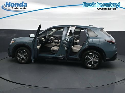 Used 2024 Honda HR-V EX-L image 45