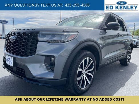 Used 2025 Ford Explorer ST-Line AWD/4WD image 1