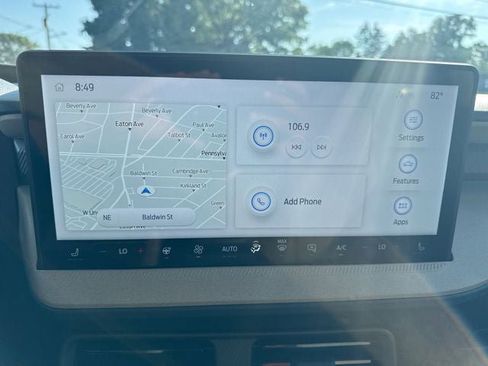 New 2025 Ford Maverick Lariat w/ 4K Tow Package image 16