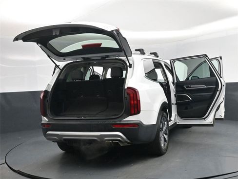 Used 2020 Kia Telluride S image 31