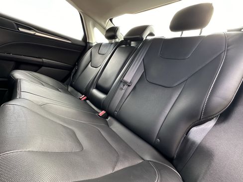 Used 2014 Ford Fusion Titanium image 28