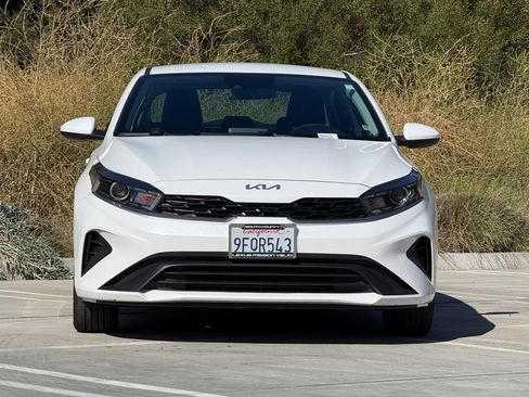 Used 2023 Kia Forte LXS image 4