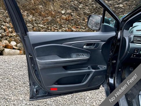 Used 2021 Honda Passport Sport image 16
