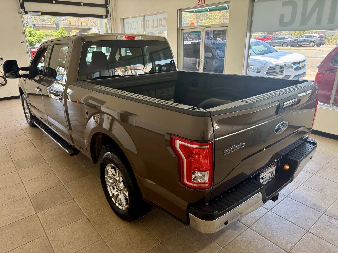 Used 2015 Ford F150 XLT w/ Equipment Group 302A Luxury RWD image 13