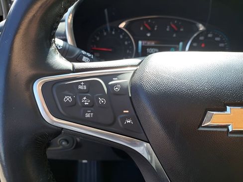 Used 2018 Chevrolet Equinox Premier image 19