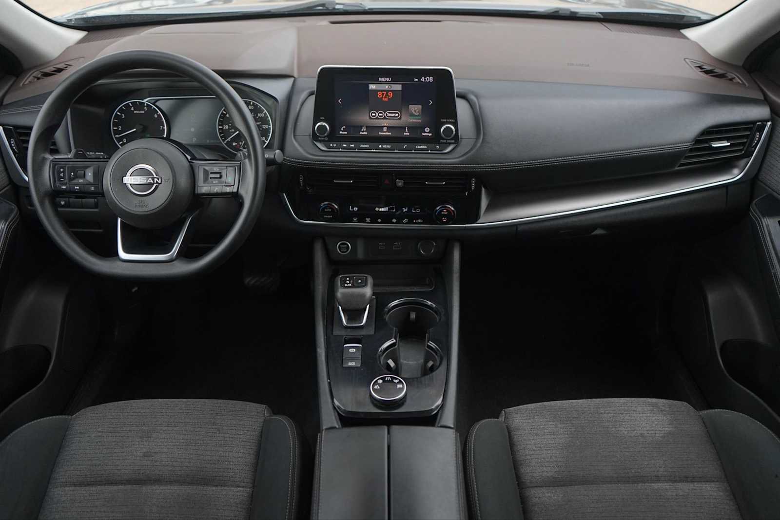 Used 2022 Nissan Rogue SV AWD/4WD image 10