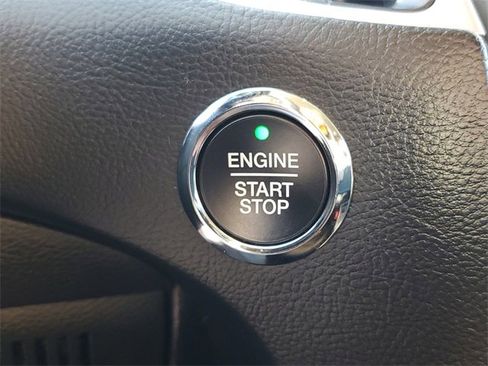 Certified 2024 Ford Edge SEL w/ Convenience Package image 19