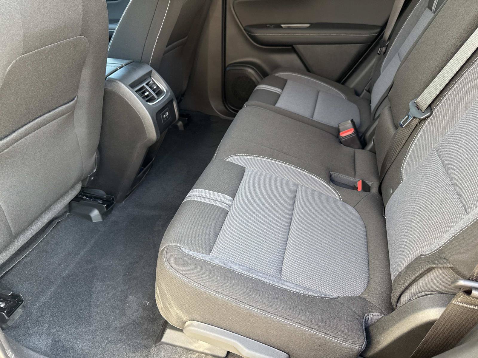 New 2026 Chevrolet Blazer LT w/ Convenience Package FWD image 10