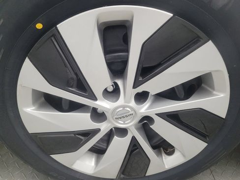 Used 2022 Nissan Altima 2.5 S FWD image 31