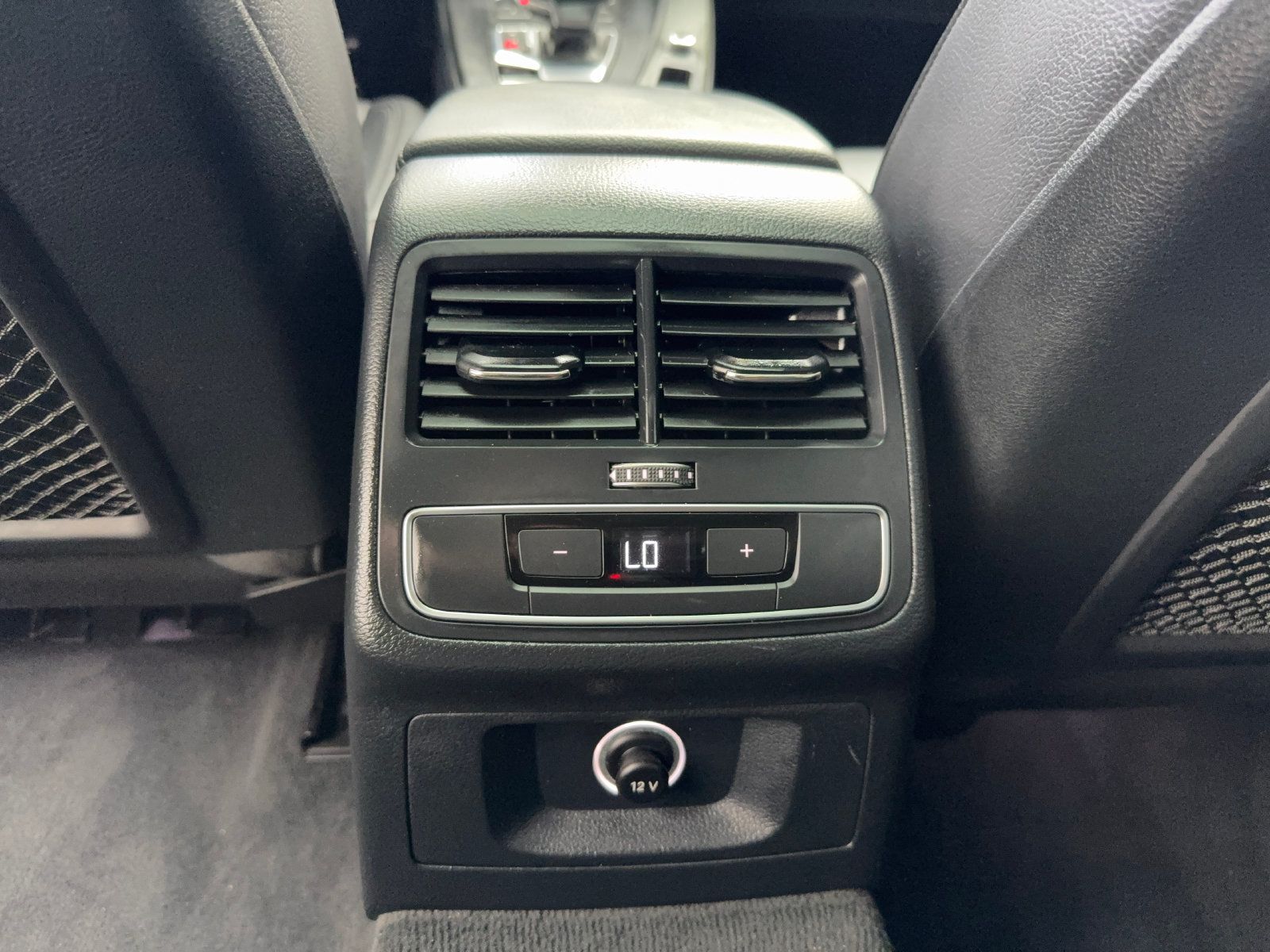 Used 2019 Audi A4 2.0T Premium FWD image 38