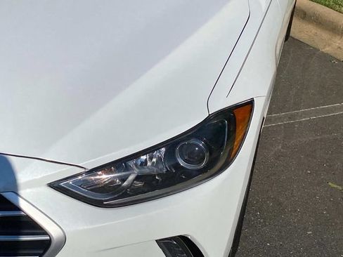 Used 2018 Hyundai Elantra Value Edition FWD image 5