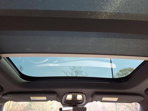 Certified 2023 Volvo XC90 B6 Plus image 15