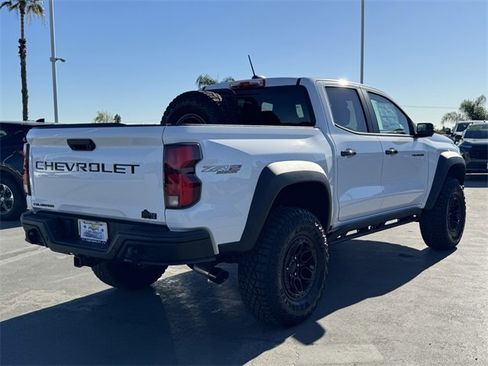 New 2026 Chevrolet Colorado ZR2 w/ ZR2 Bison Edition image 5