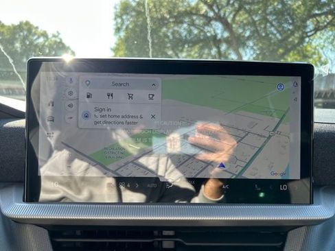 New 2026 Ford Explorer ST-Line w/ ST-Line Street Pack RWD image 19