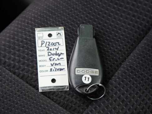 Used 2014 Dodge Grand Caravan American Value Package FWD image 27