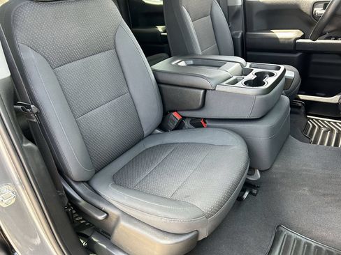 Used 2019 Chevrolet Silverado 1500 Custom Trail Boss AWD/4WD image 14