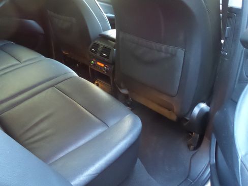 Used 2012 BMW X5 xDrive35d image 18