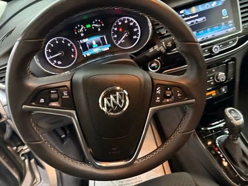 Used 2018 Buick Encore Preferred image 19